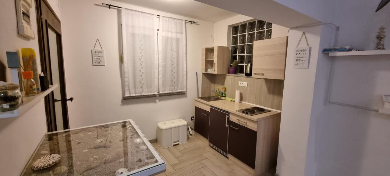 Apartmani Tatic Štinjan Exterior foto